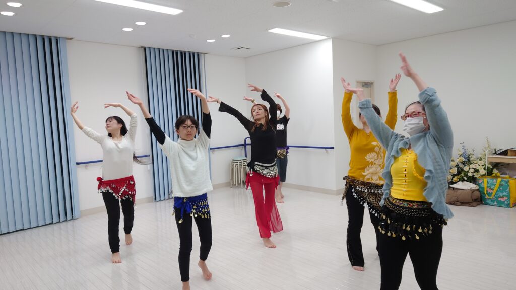 フラ＆ベリー　ダンスセラピー　健康増進と地域コミュニティの形成